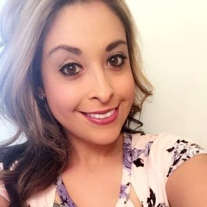 Meet your Posher, Priscilla